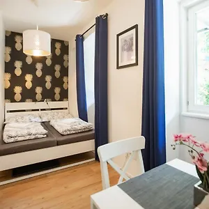 Apartament Urban House