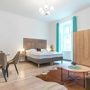  Apartament Elegant 1br Apt. - Great For Long